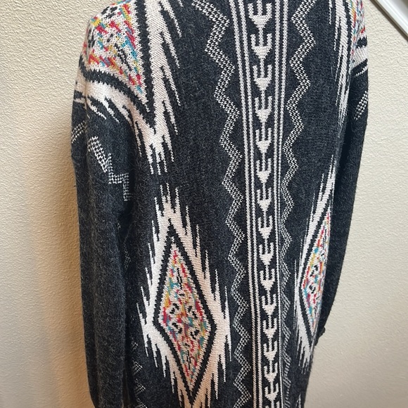 Native Print Cardigan - Picture 5 of 11